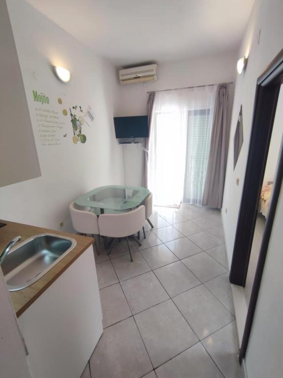 Apartmani Mariva Vodice Exterior photo